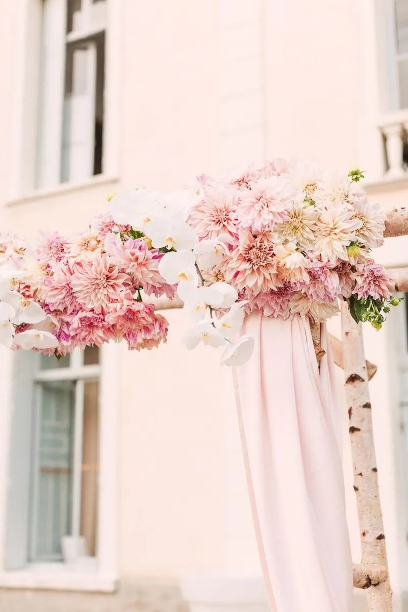 arche en fleurs au chateau de villiers