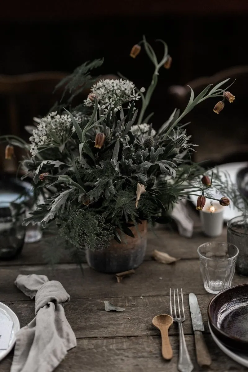 zoom sur les plantes d'un mariage thème végétal