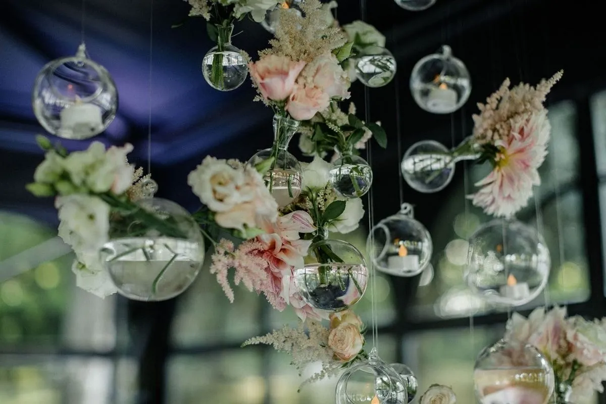 zoom décoration florale au chateau d'hardricourt